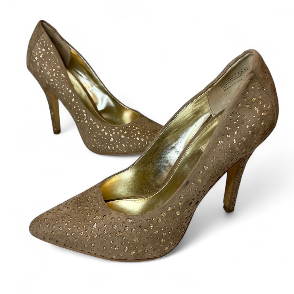 NOT RATED Magnetism Pointed Toe Heels Taupe Overlay Metallic Gold Size 8.5